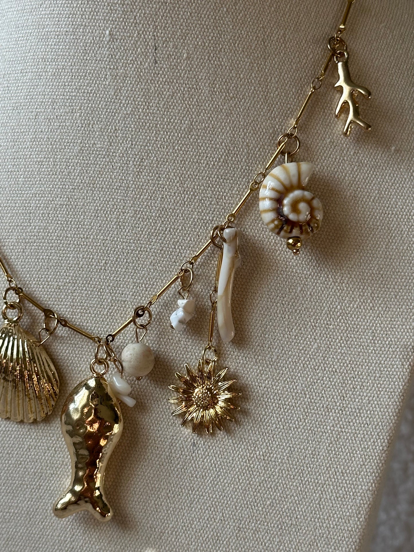 COLLAR CADENA CHARMS