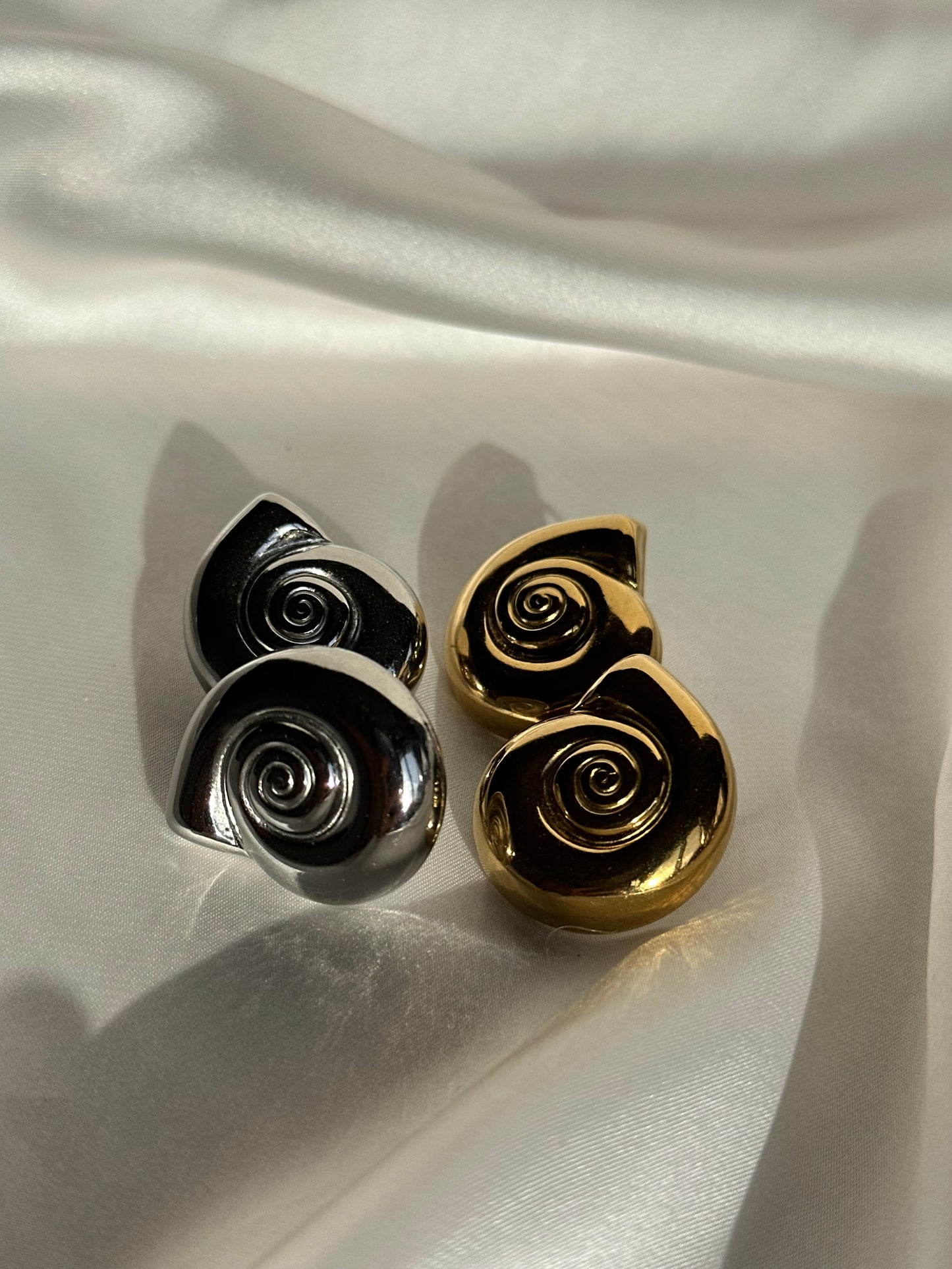 PENDIENTES CARACOLA