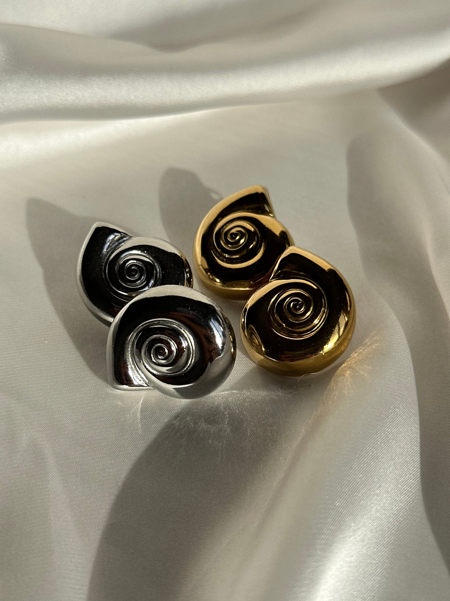 PENDIENTES CARACOLA