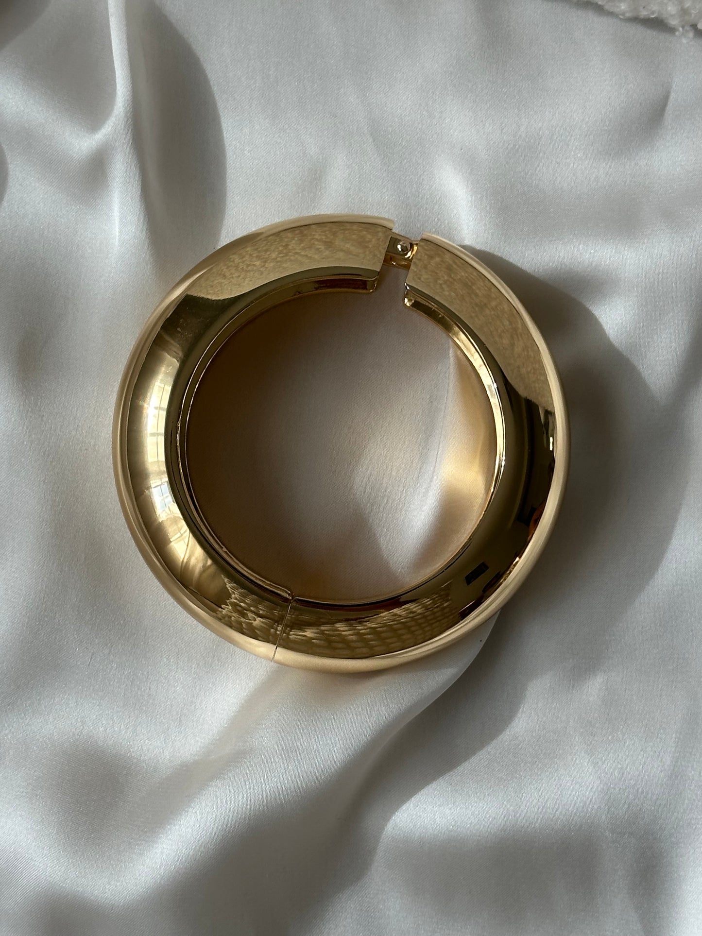 BRAZALETE DORADO