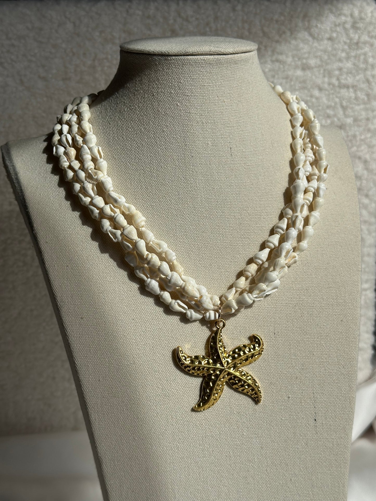 COLLAR CONCHAS ESTRELLA