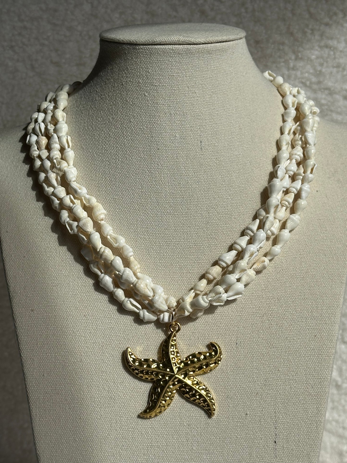 COLLAR CONCHAS ESTRELLA