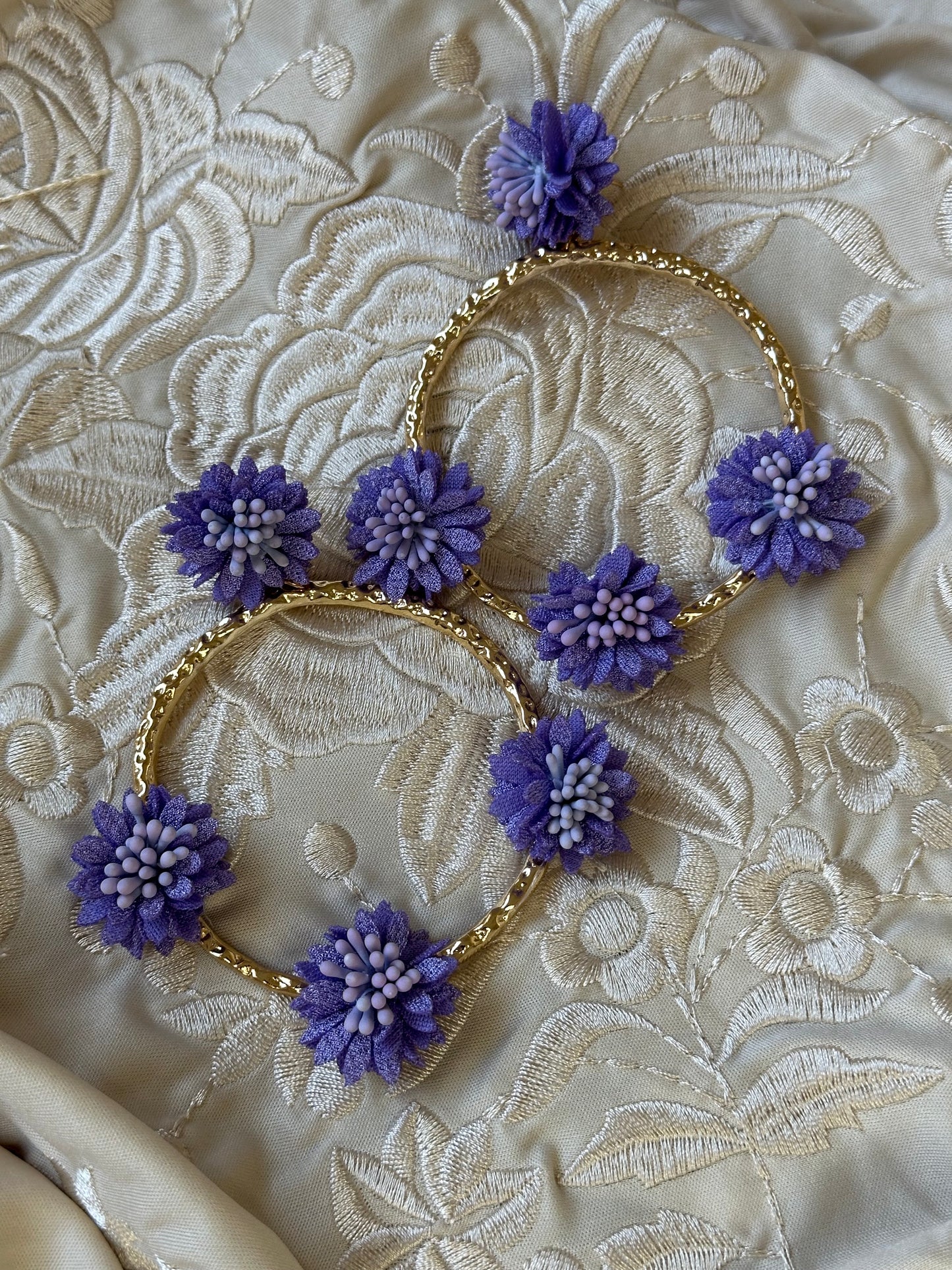 ARO IRREGULAR FLORES