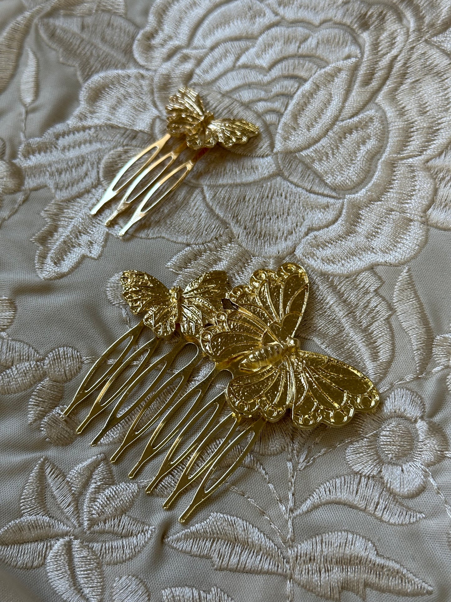 PEINA DOBLE MARIPOSA