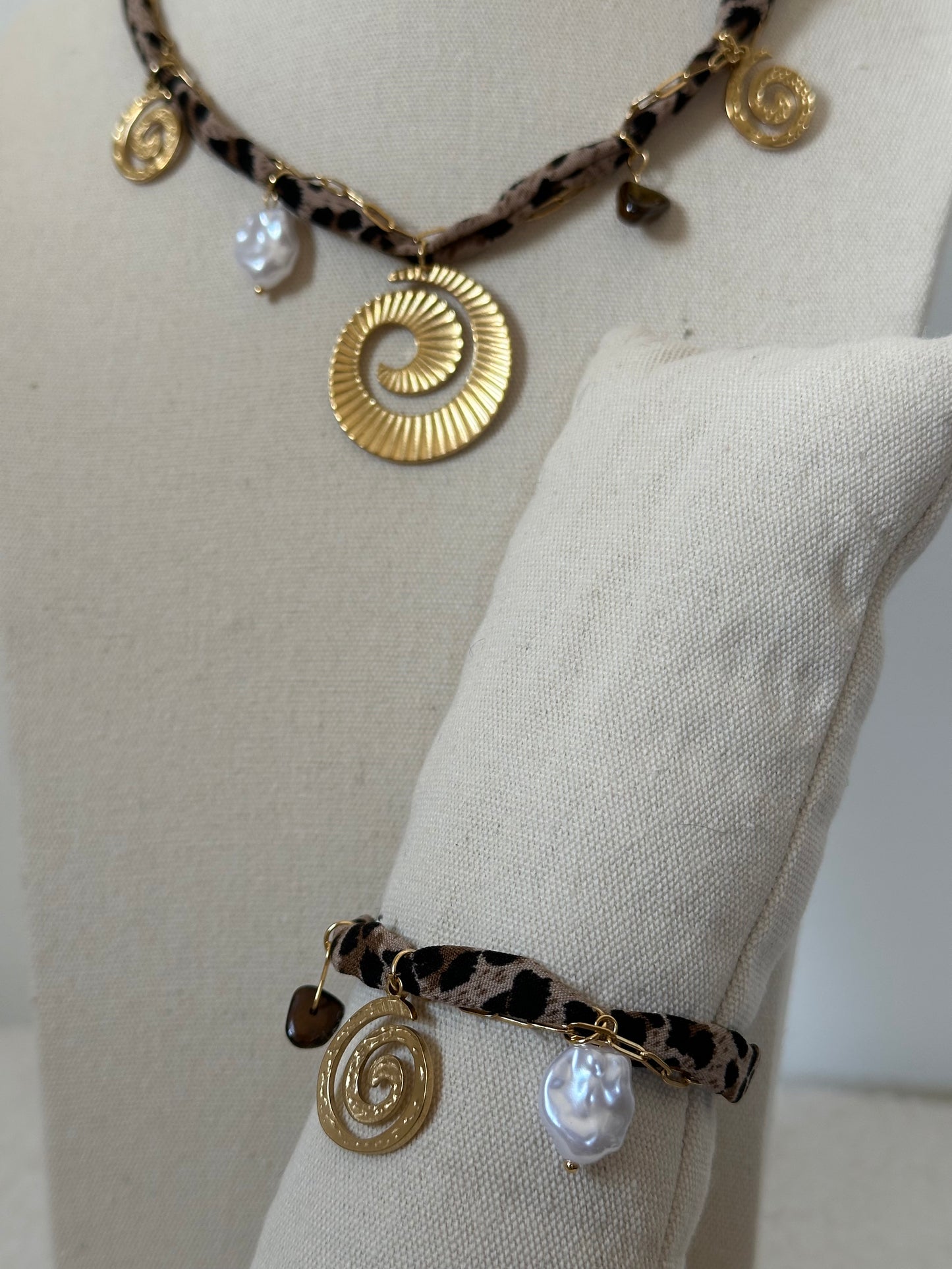 PULSERA ANIMAL PRINT CHARMS