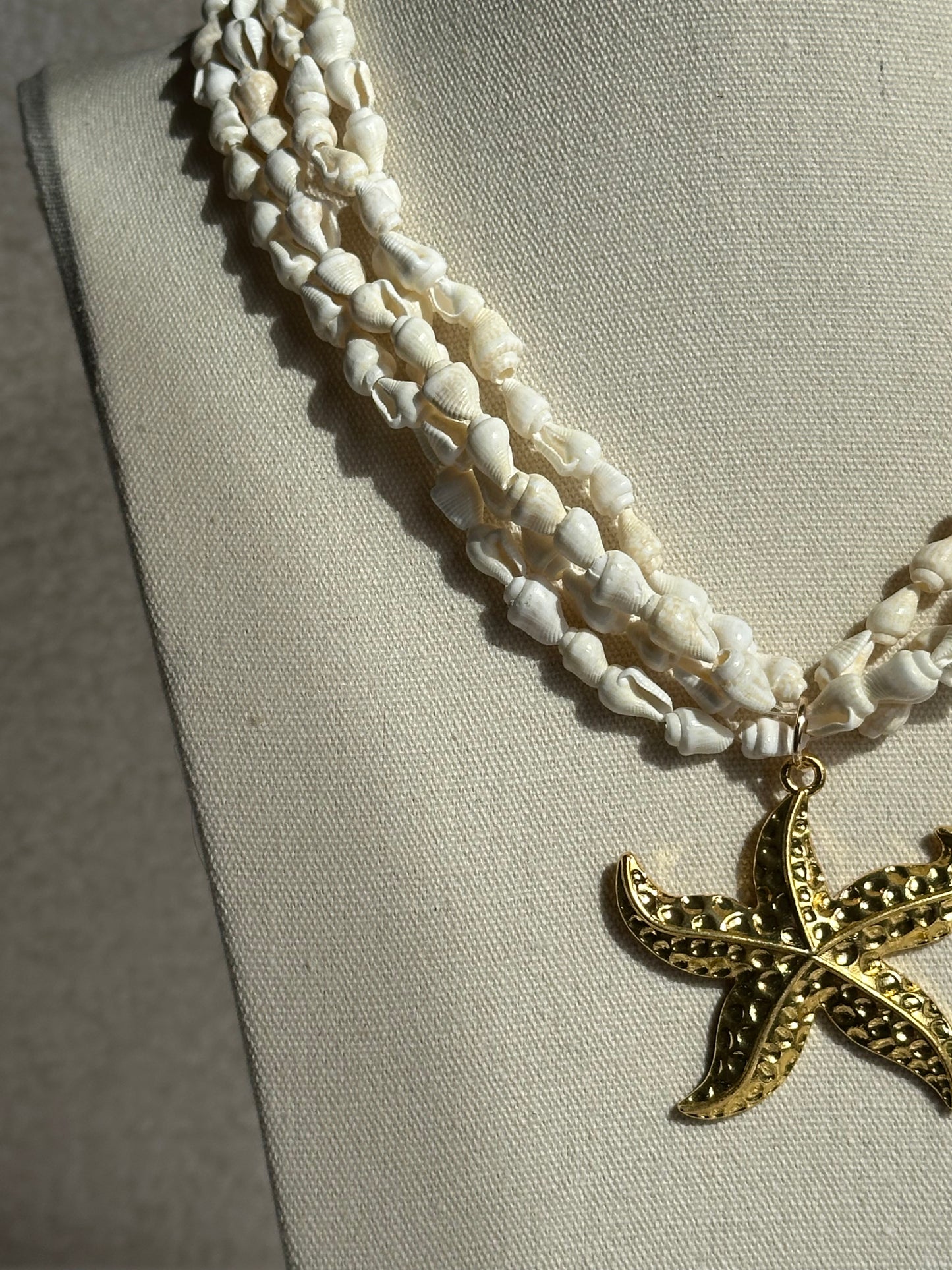 COLLAR CONCHAS ESTRELLA