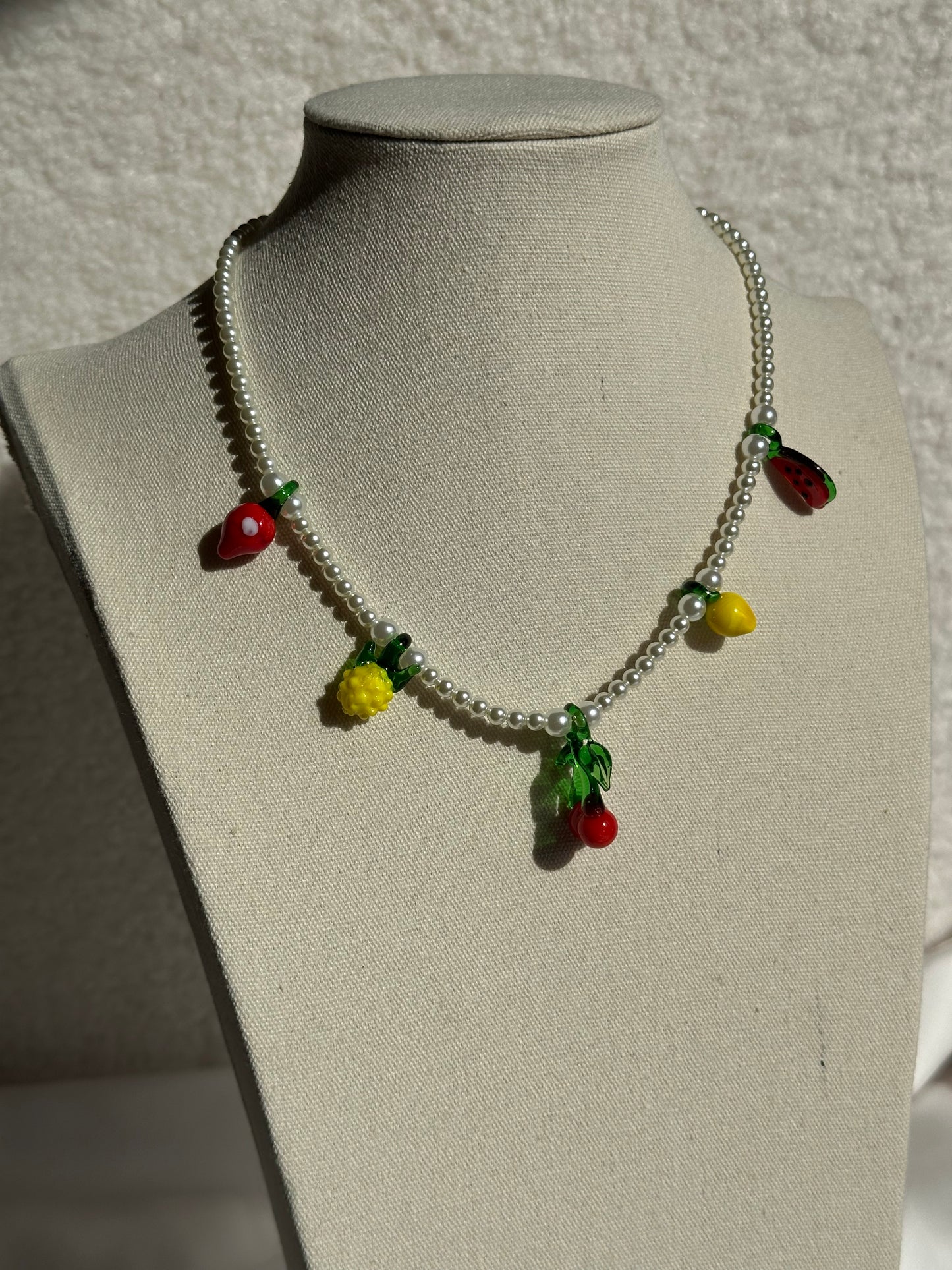 COLLAR PERLAS FRUTAS