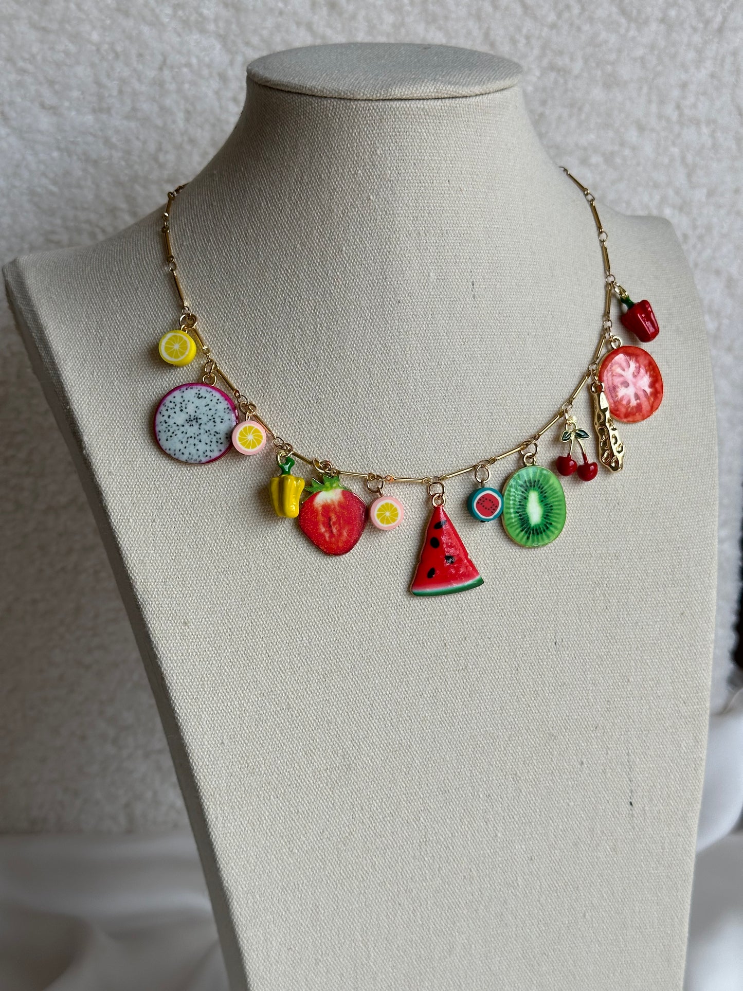 COLLAR CADENA FRUTAS