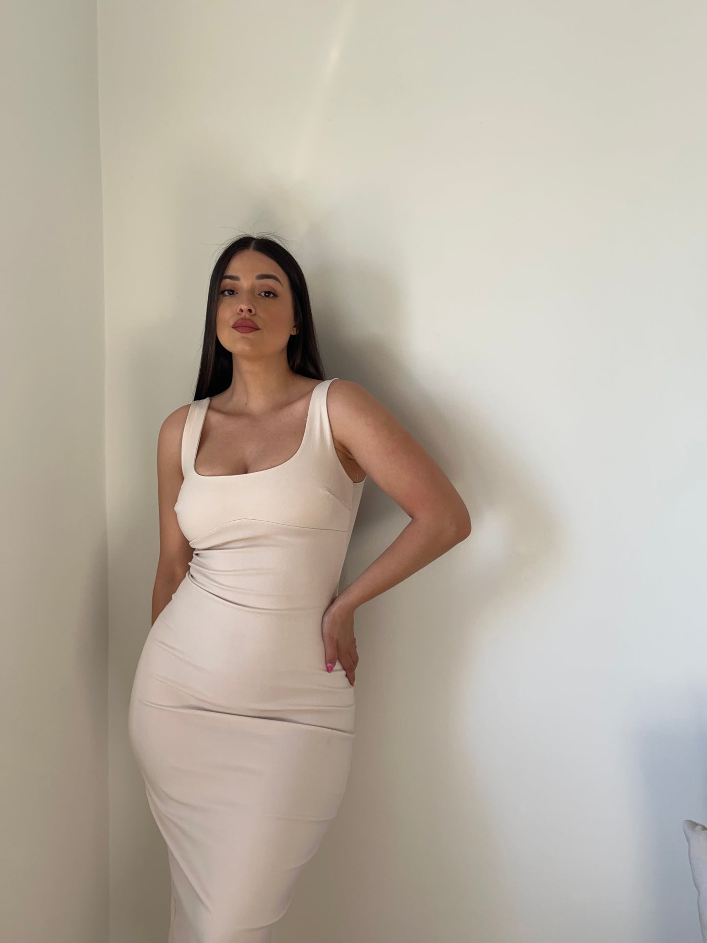 VESTIDO MIDI TIRANTES