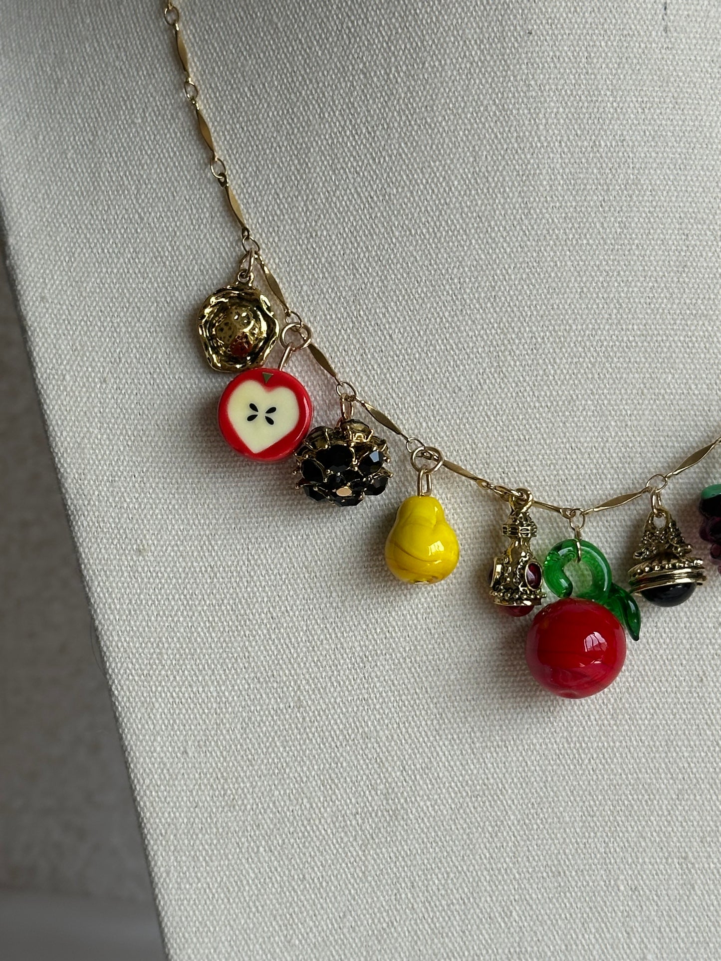 COLLAR CADENA CHARMS