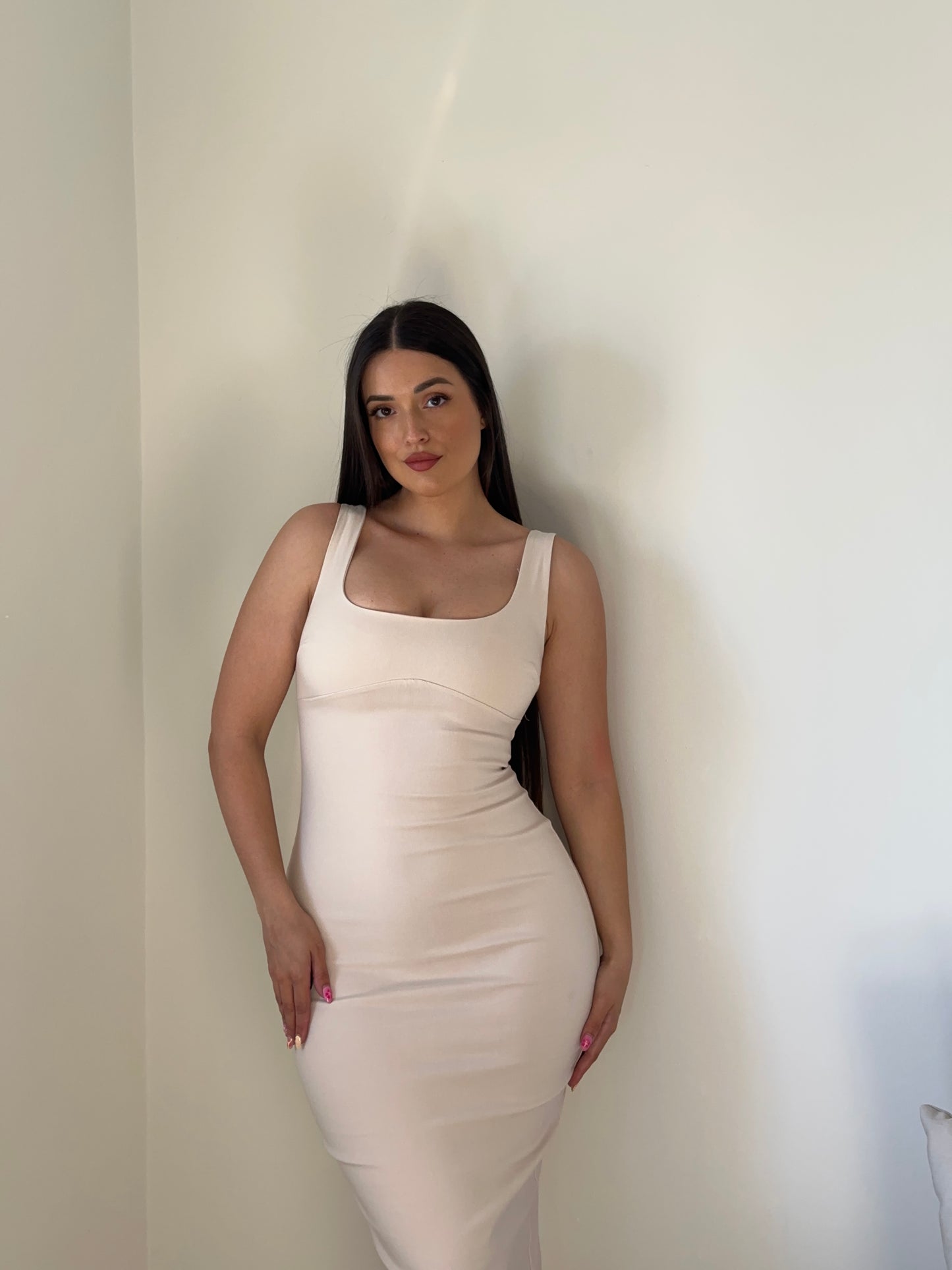 VESTIDO MIDI TIRANTES