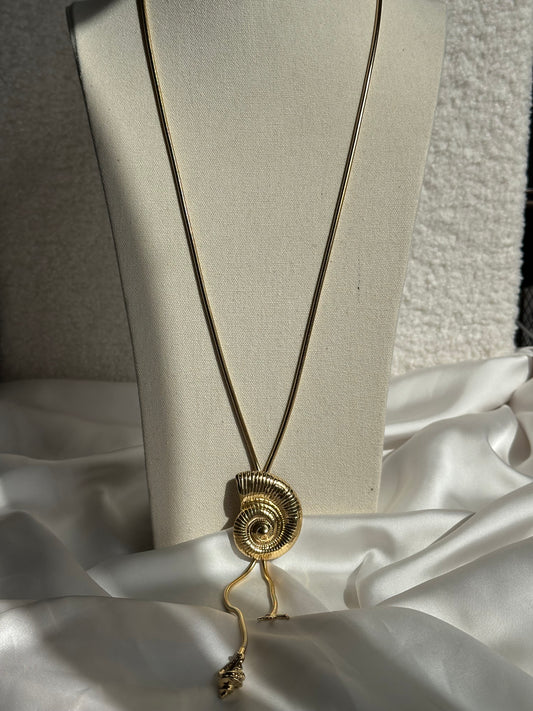 COLLAR LARGO CARACOLA