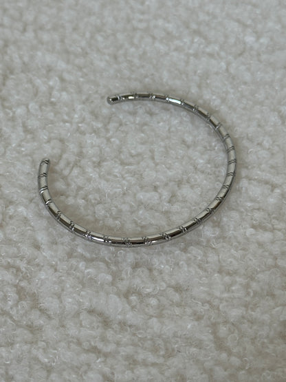 BRAZALETE RÍGIDO GRABADO
