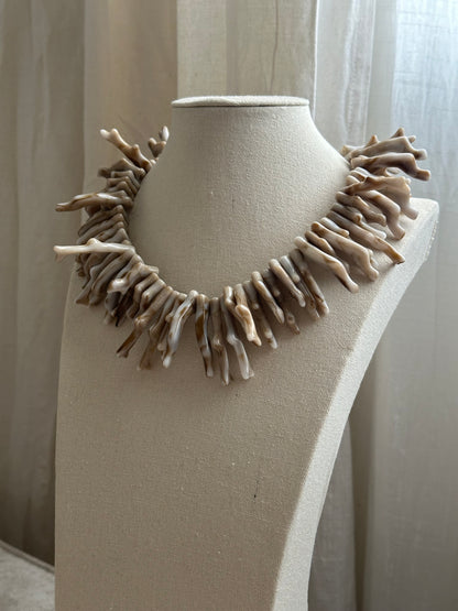 COLLAR CORAL ARENA