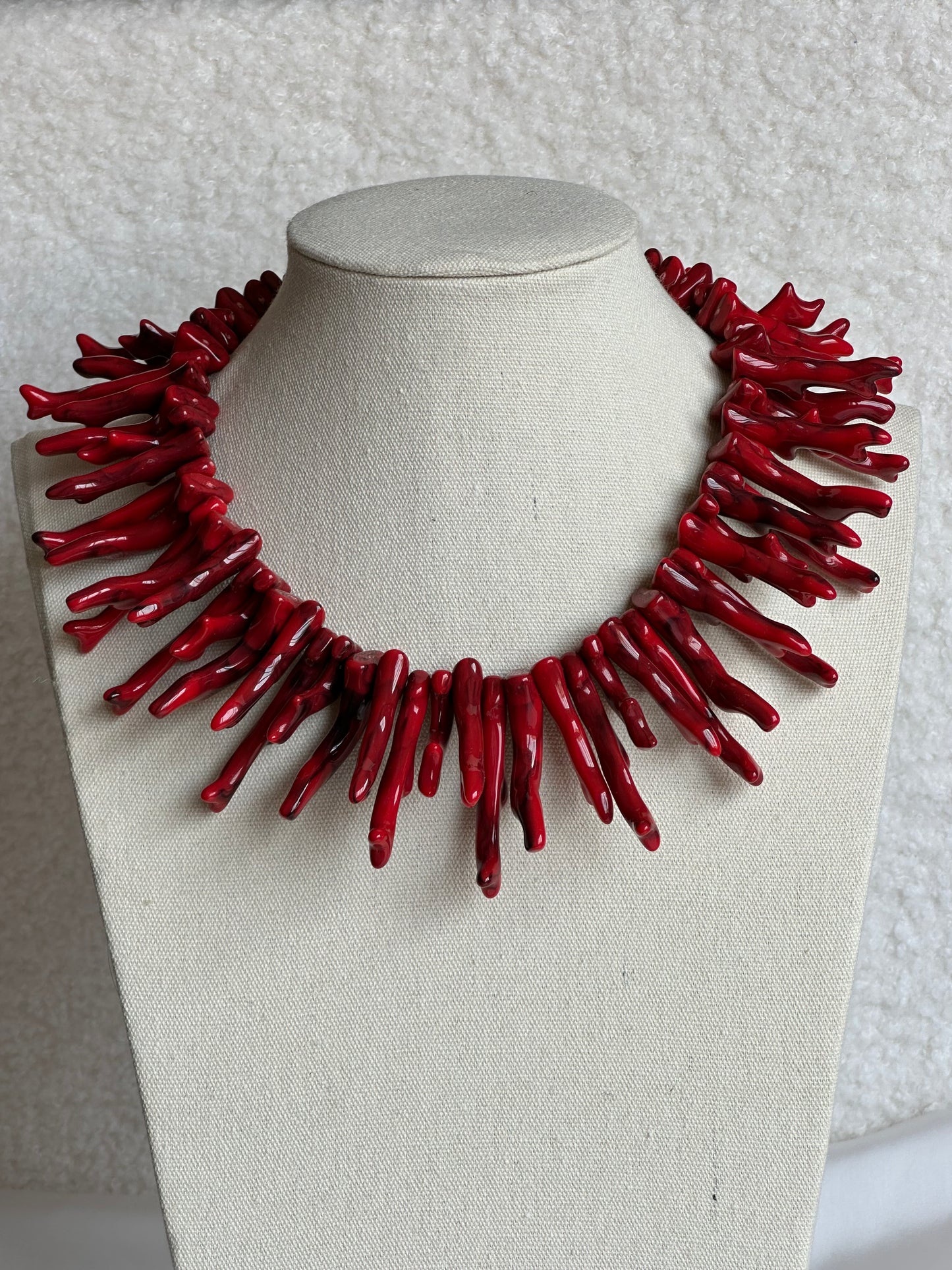 COLLAR CORAL ROJO