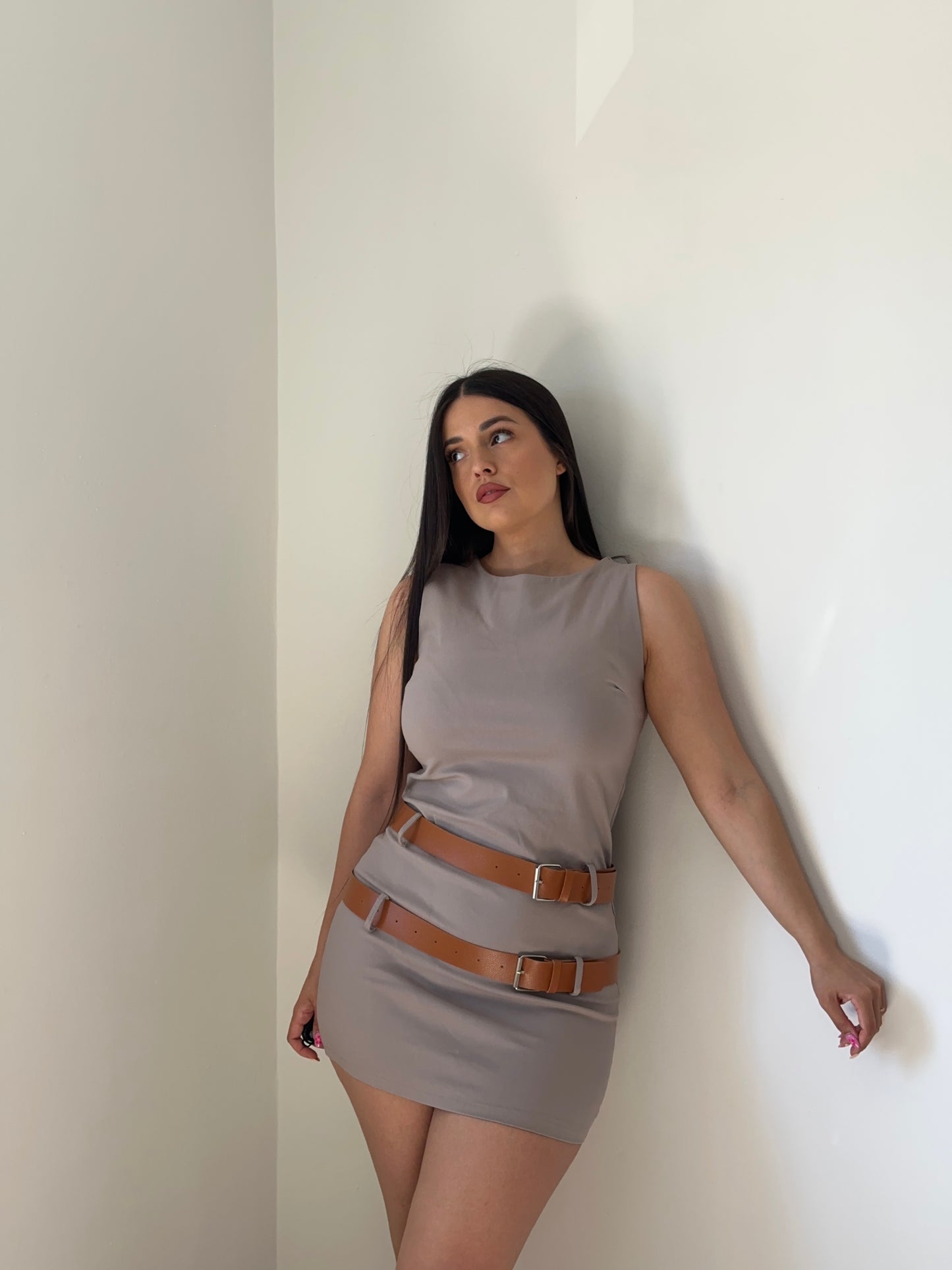 VESTIDO MINI CINTURONES