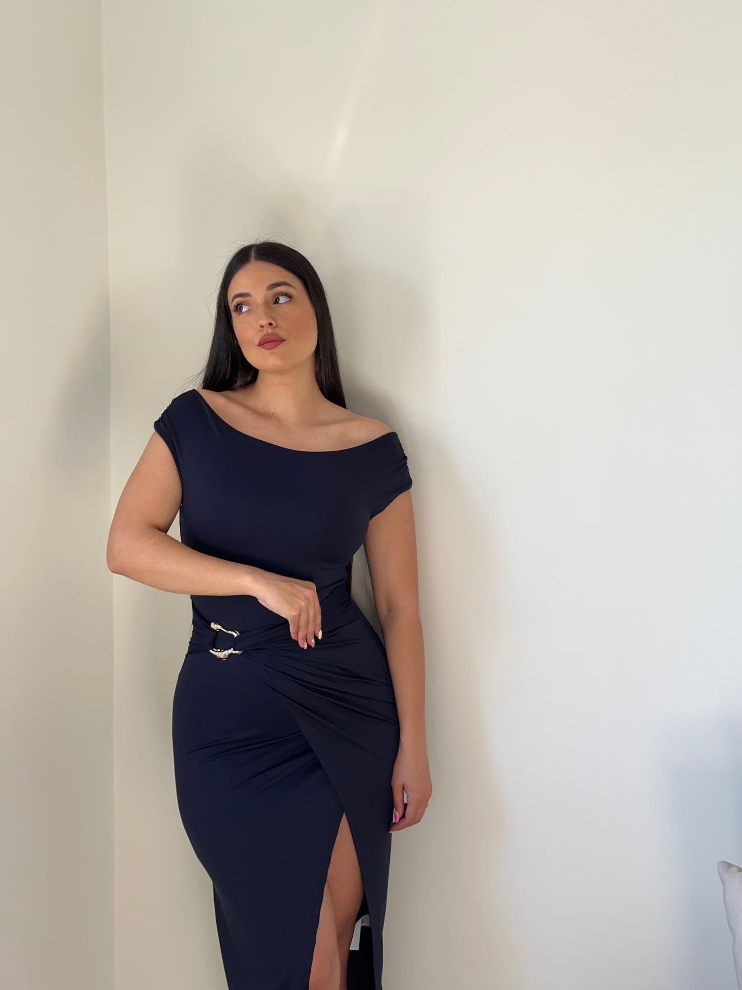 VESTIDO MIDI DRAPEADO APLIQUE