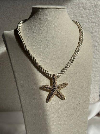 COLLAR CORDÓN ESTRELLA