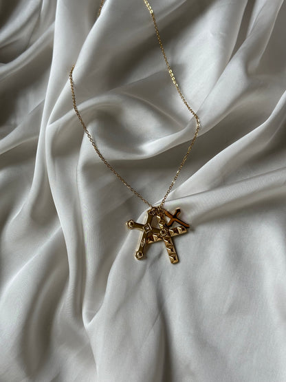COLGANTE CRUCES