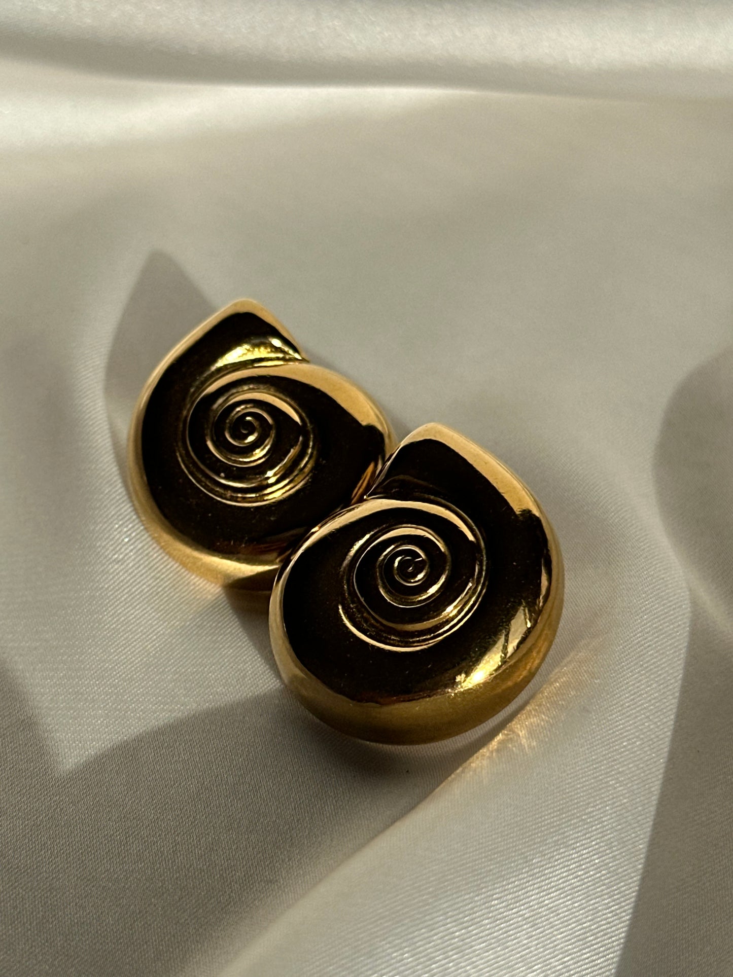 PENDIENTES CARACOLA