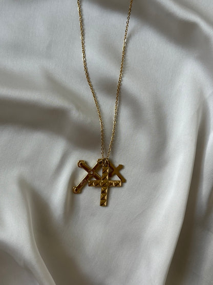 COLGANTE CRUCES