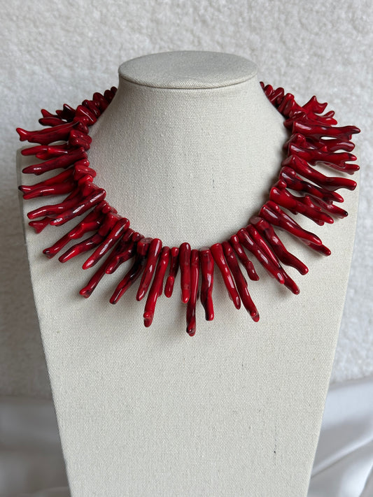 COLLAR CORAL ROJO