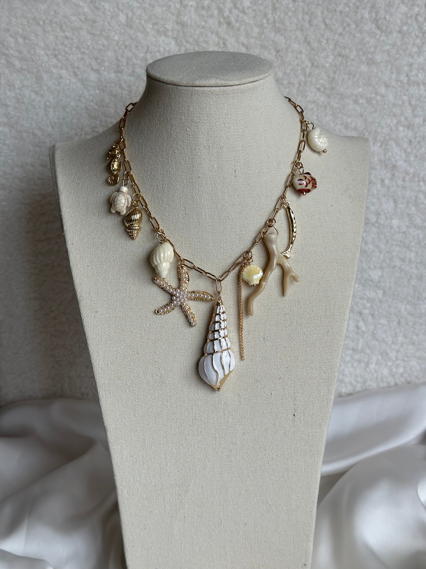 COLLAR CADENA CHARMS