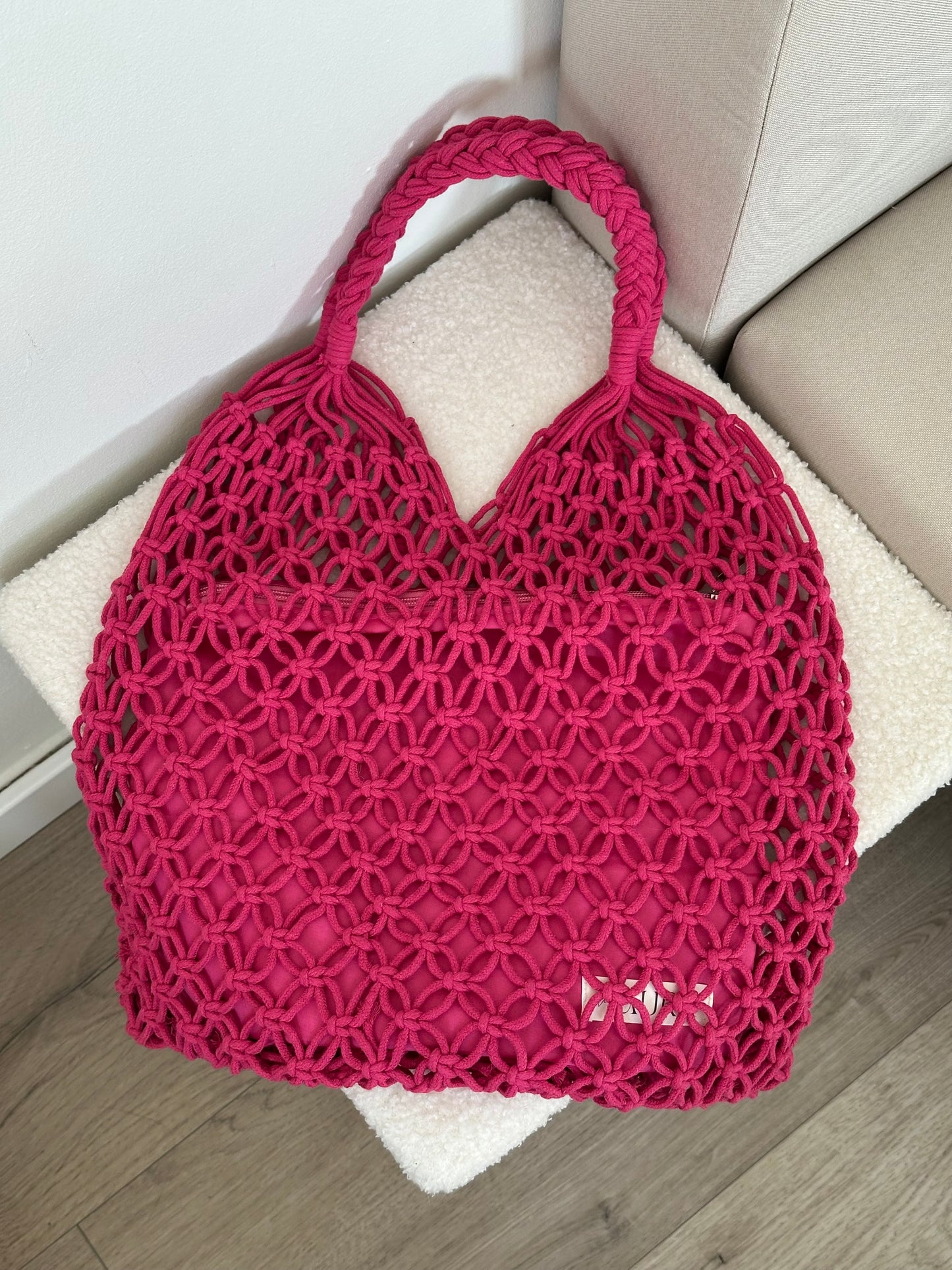 BOLSO MACRAMÉ FUCSIA