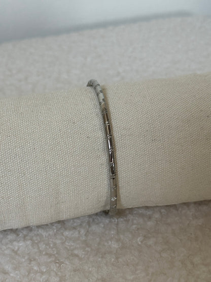 BRAZALETE RÍGIDO GRABADO