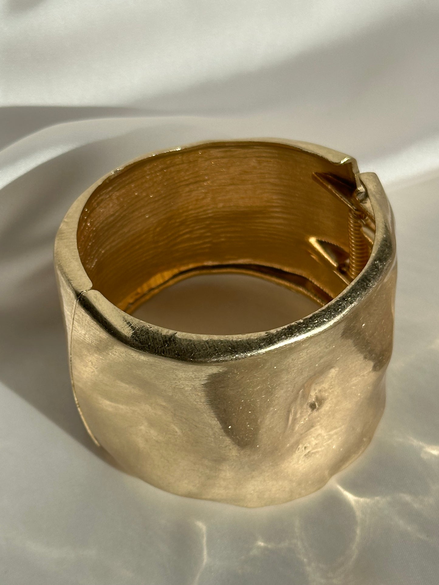 MAXI PULSERA DORADA