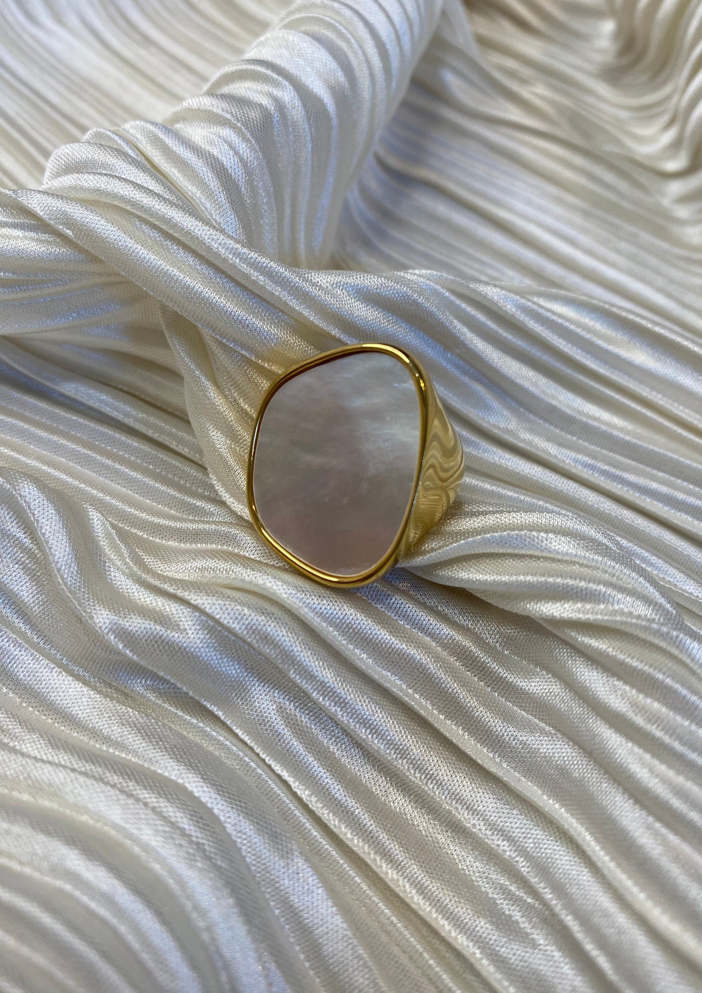 ANILLO PIEDRA NACARADA