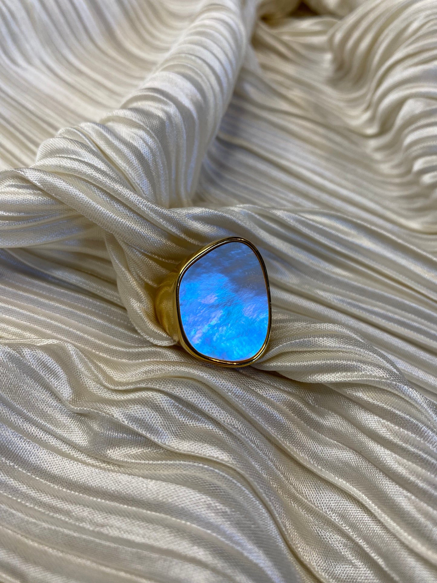 ANILLO PIEDRA NACARADA